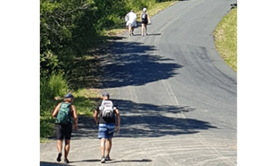 Big-Heart-Hike-Forster-NSW-walkers